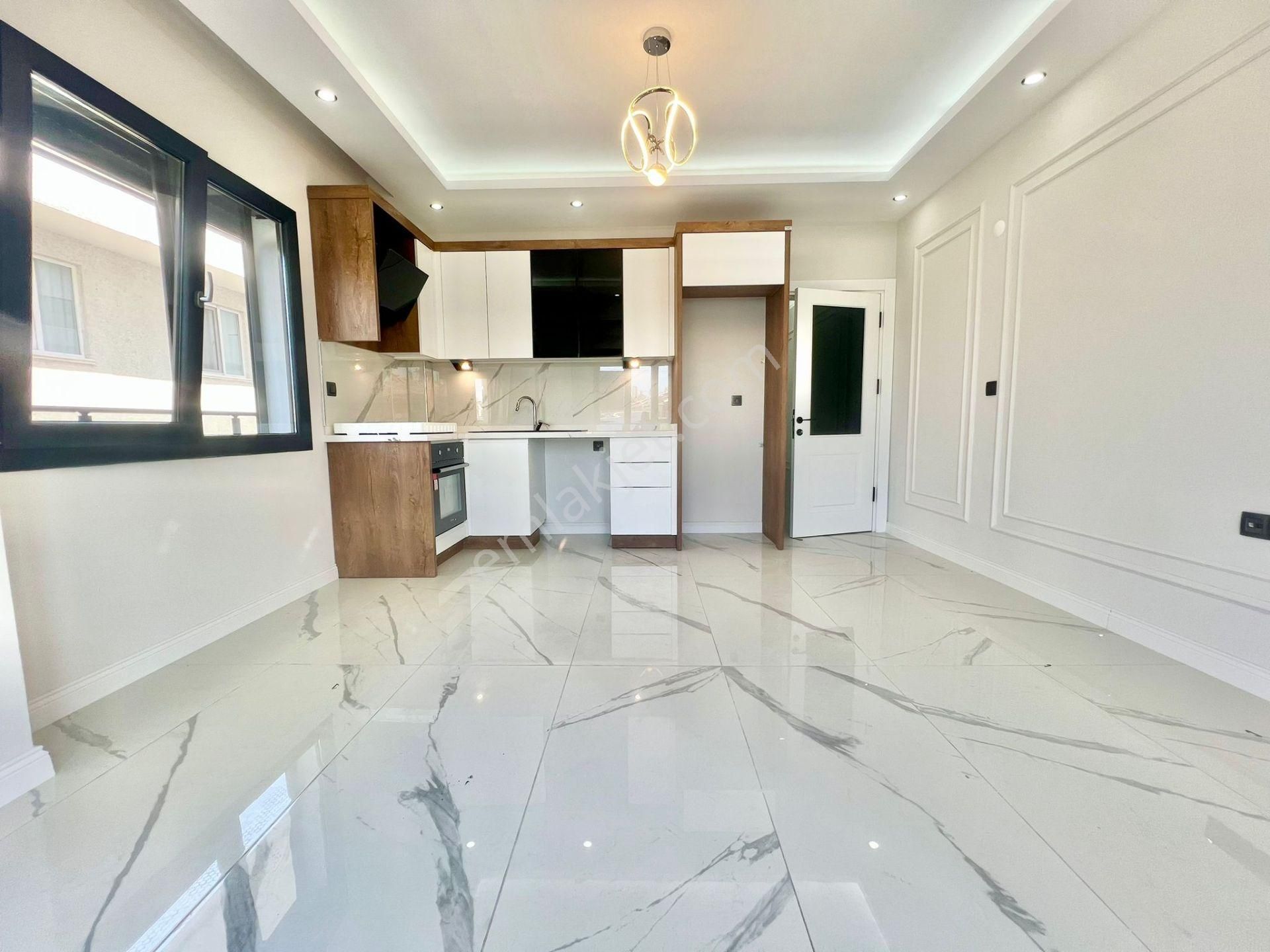 ⭐ay Emlak'tan⭐akçay'da Denize Sadece 50 M Muhteşem Konumlu Ön Cephe Şık Tasarımlı Satılık 2+1 Daire - Görsel 5