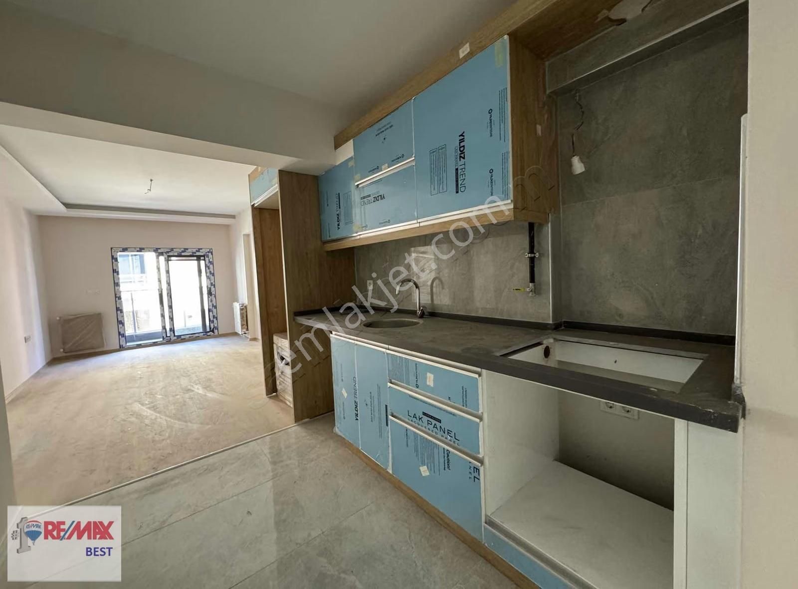 31 Hakan Büyükten Atakent Yalı Mahallesi Çokiyi Konum Ara Kat1+1 - Görsel 7