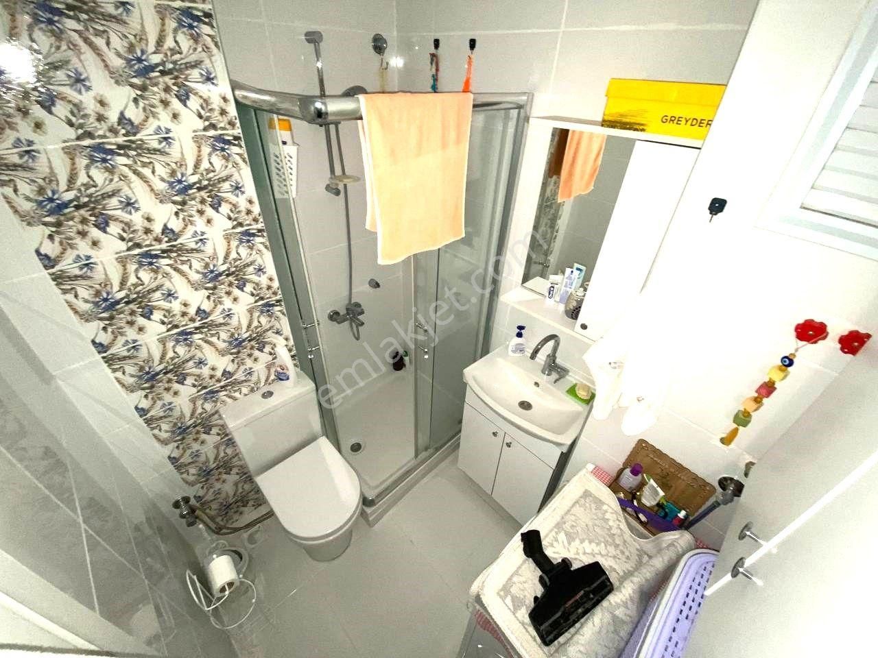 ꧁aktiften Ören'de Denize 200 Metre Ara Kat Geniş Balkonlu Havuzlu Sitede Satılık 1+1 Daire - Görsel 22