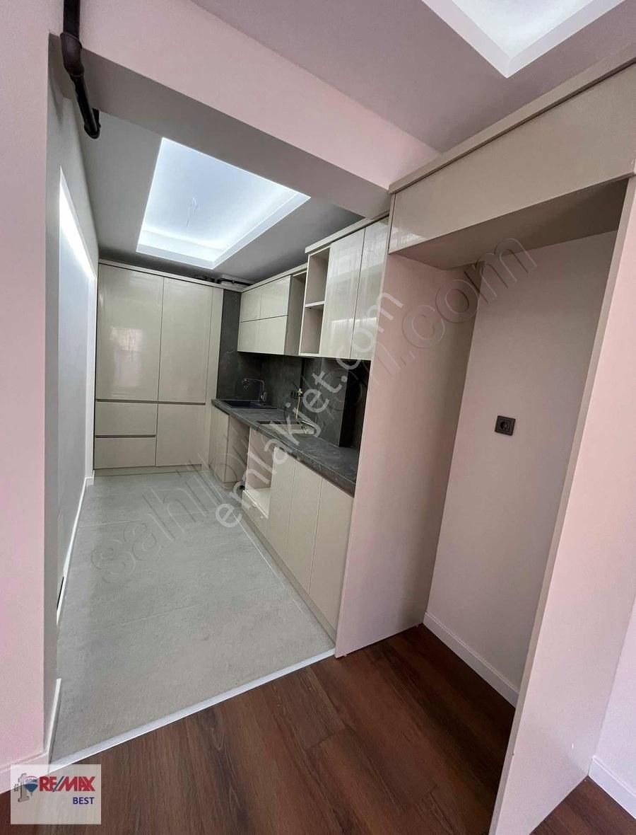 27 Hakan Büyükten Mavişehirde Çokiyi Lokasyon Yatırım Fırsatı1+1 - Görsel 13