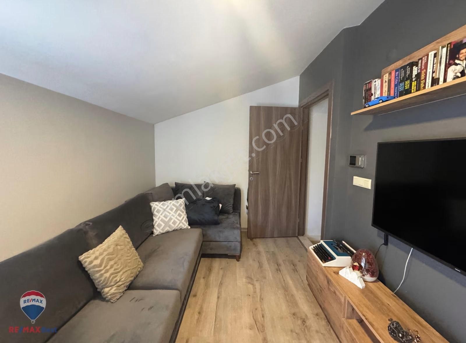 14 Karşıyaka Fikri Altay'da Teraslı 3+1 Satılık Dubleks Daire - Görsel 13