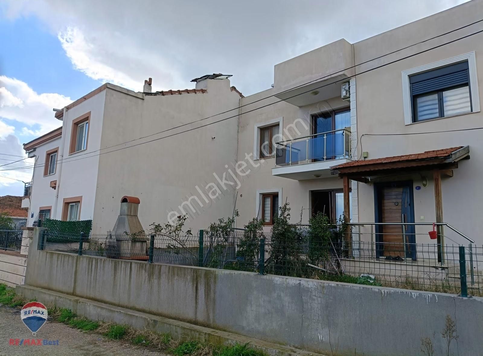 157 Foça Bağarasında Eşyalı Dubleks Satılık Vılla - Görsel 22