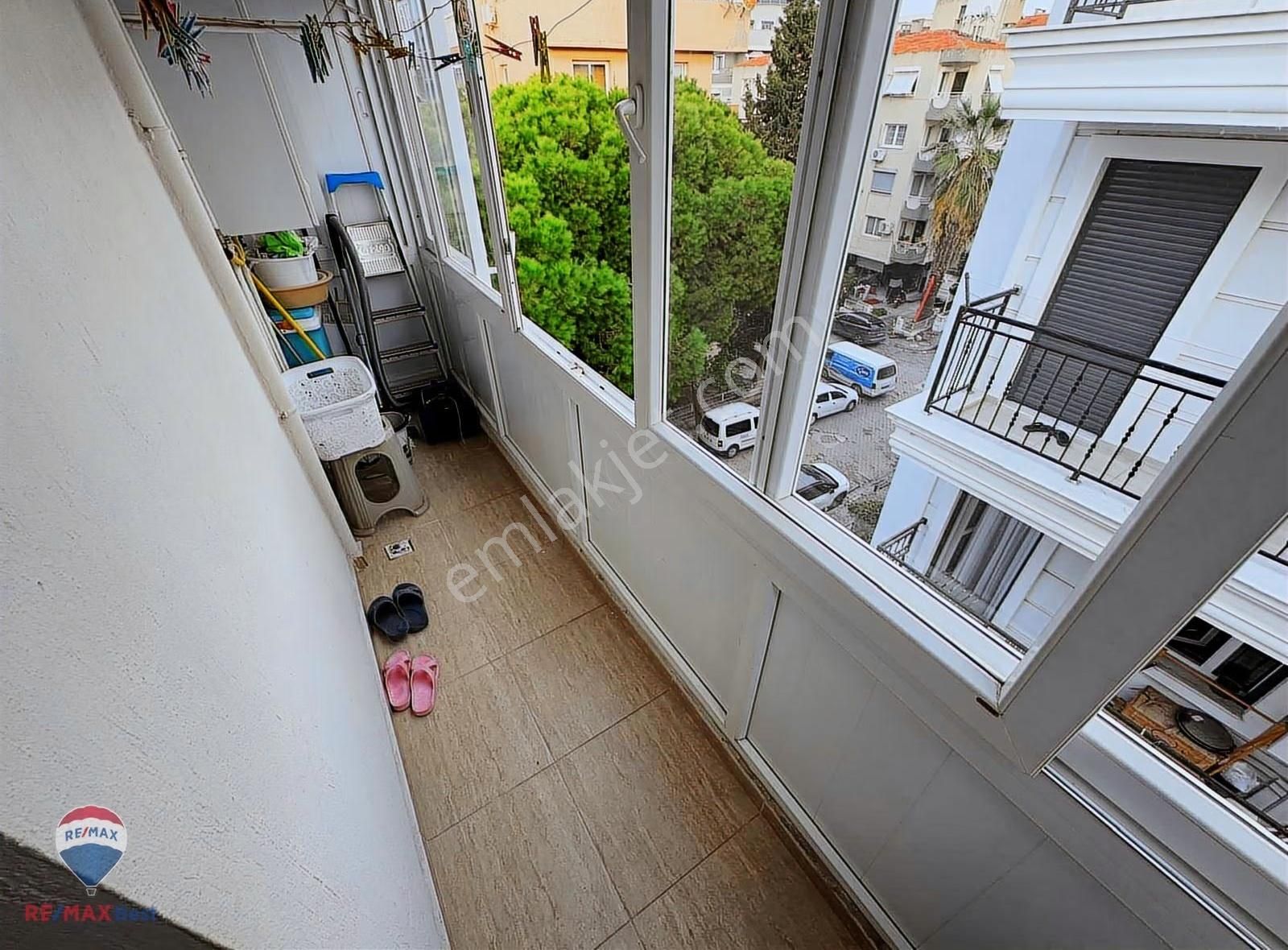 56 Bostanlı Merkezde 3+1 Köşe Daıre - Görsel 3