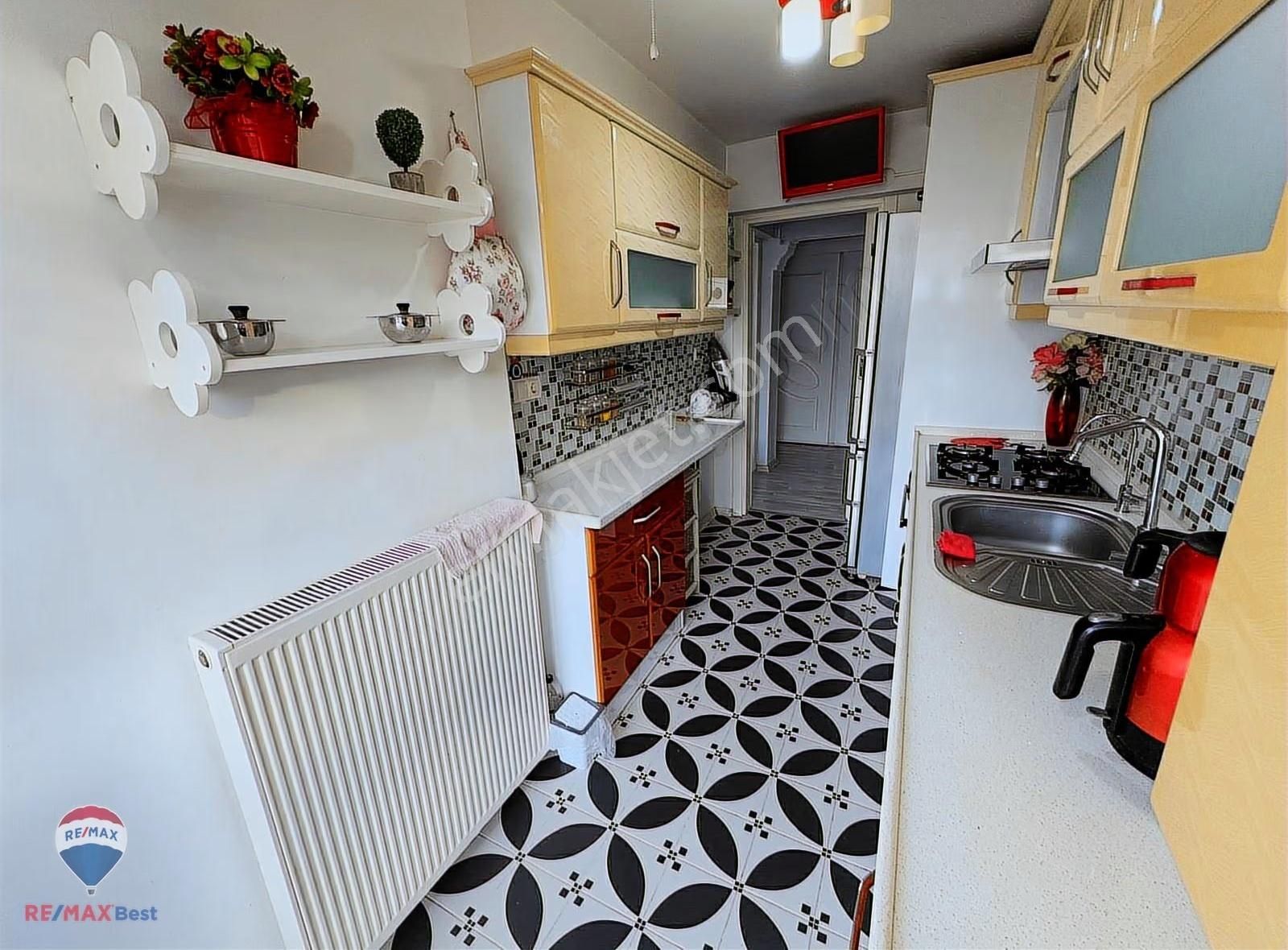 56 Bostanlı Merkezde 3+1 Köşe Daıre - Görsel 5