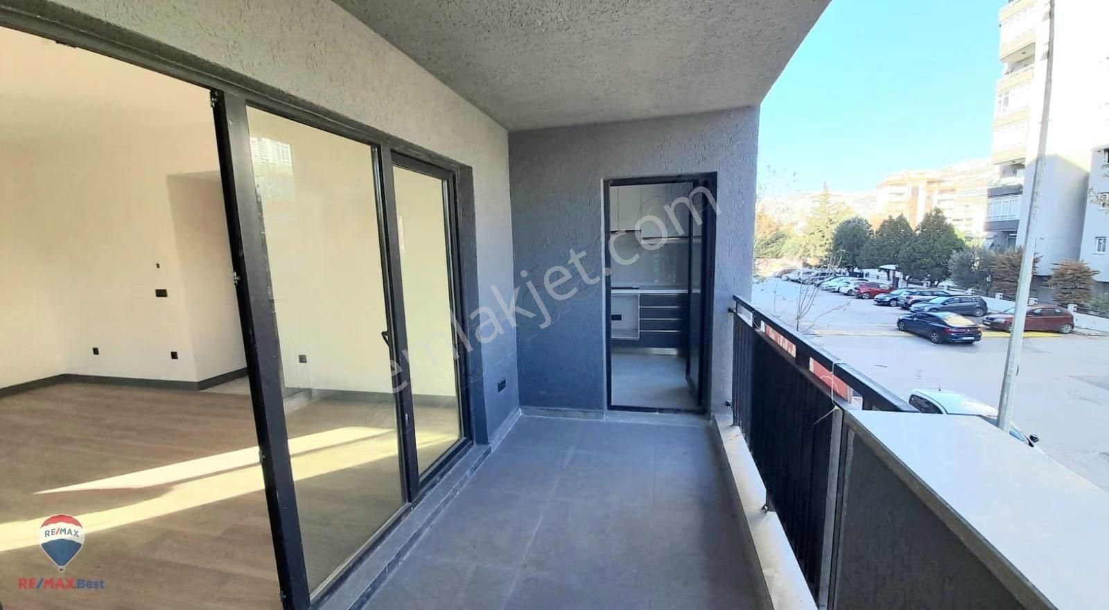 17 Osmangazi'de Cadde Üzeri Satılık Daire - Görsel 5