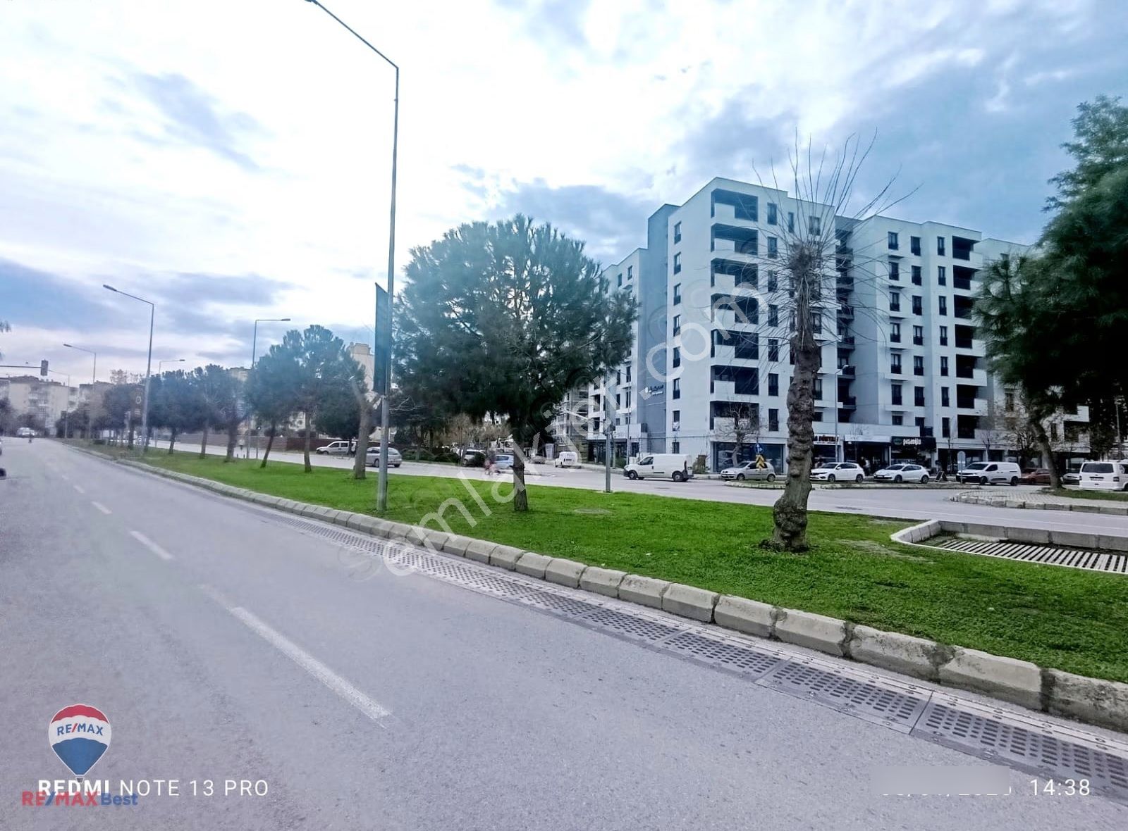 17 Osmangazi'de Cadde Üzeri Satılık Daire - Görsel 3