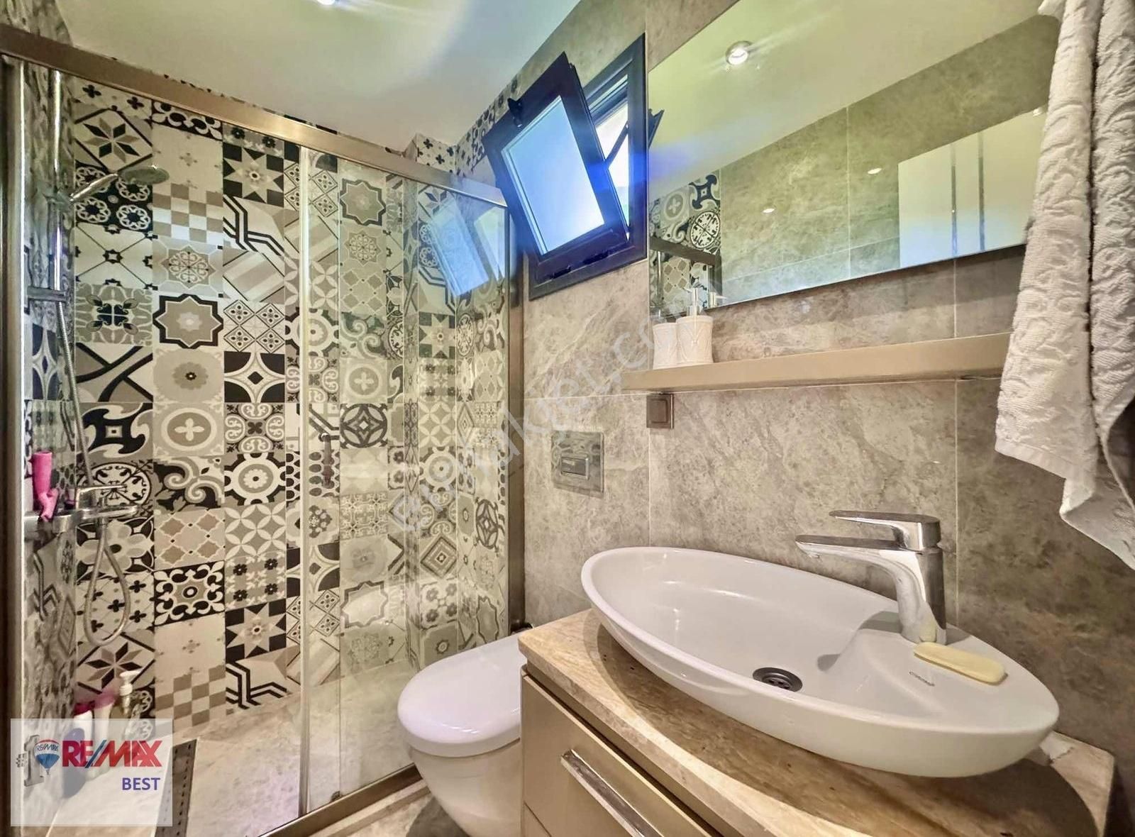 19 Çeşme Dalyanda Yat Limanı Komşusu Lüks Köşe Villa! - Görsel 12