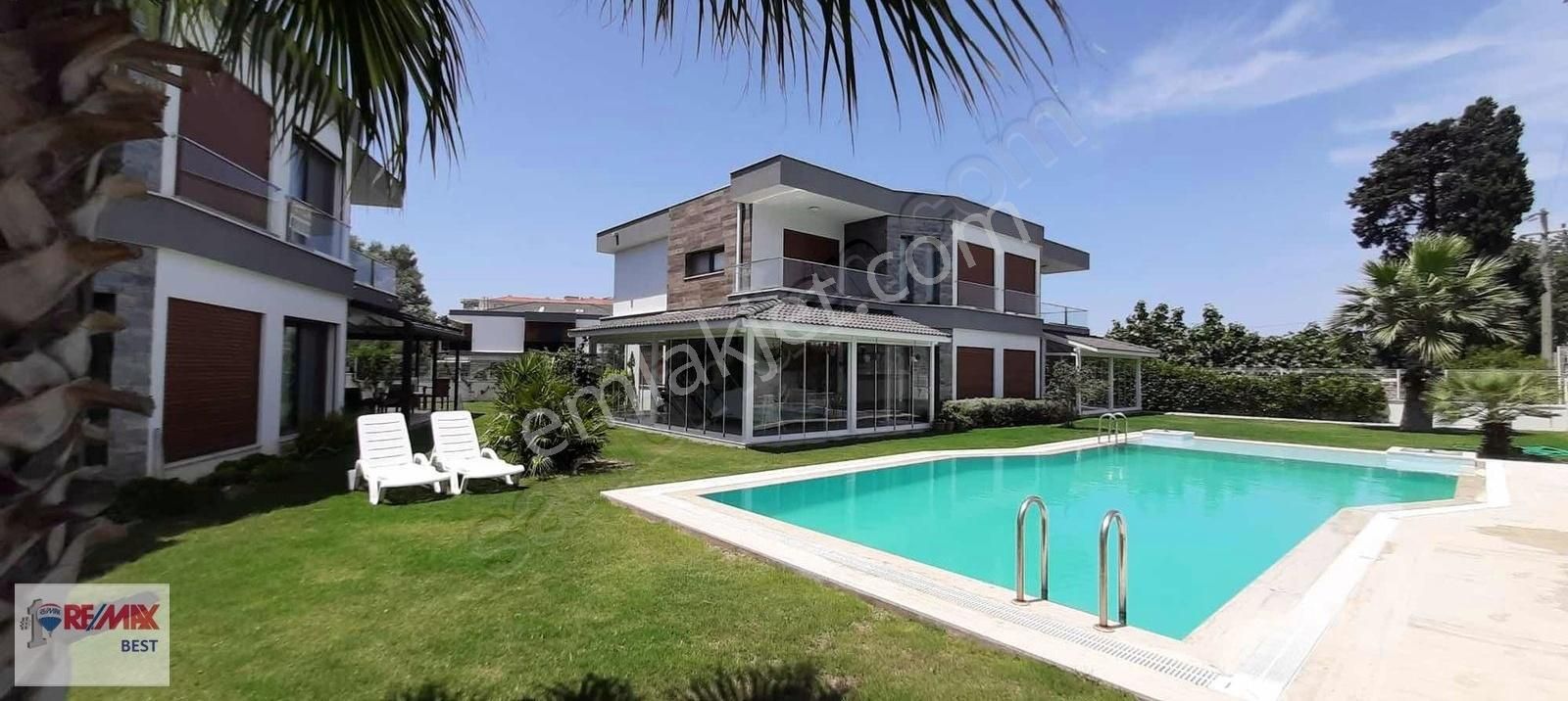 19 Çeşme Dalyanda Yat Limanı Komşusu Lüks Köşe Villa! - Görsel 4