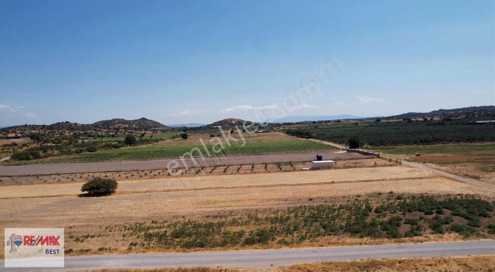 24 Dikili - Çandarlı Arasında 10 Dönüm Müstakil Köşe Tarla - Görsel 3