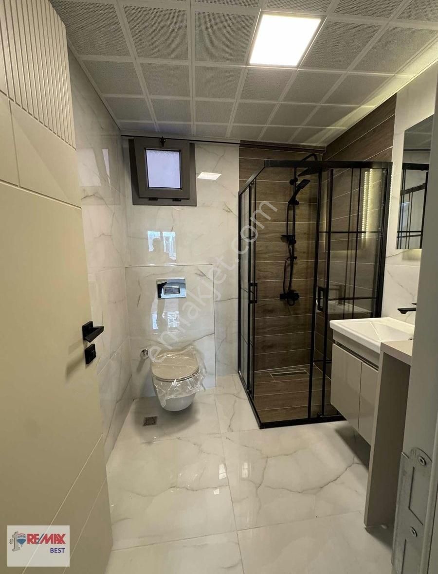 42 Hakan Büyükten Nergiz Çarşı Yakını1+1yatırım İçin İdeal Daire - Görsel 4