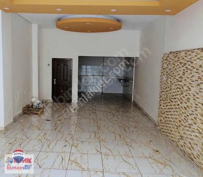 42 Karşıyaka Donanmacıda İlkögretim Okulu Karşısı Satılık Dükkan
