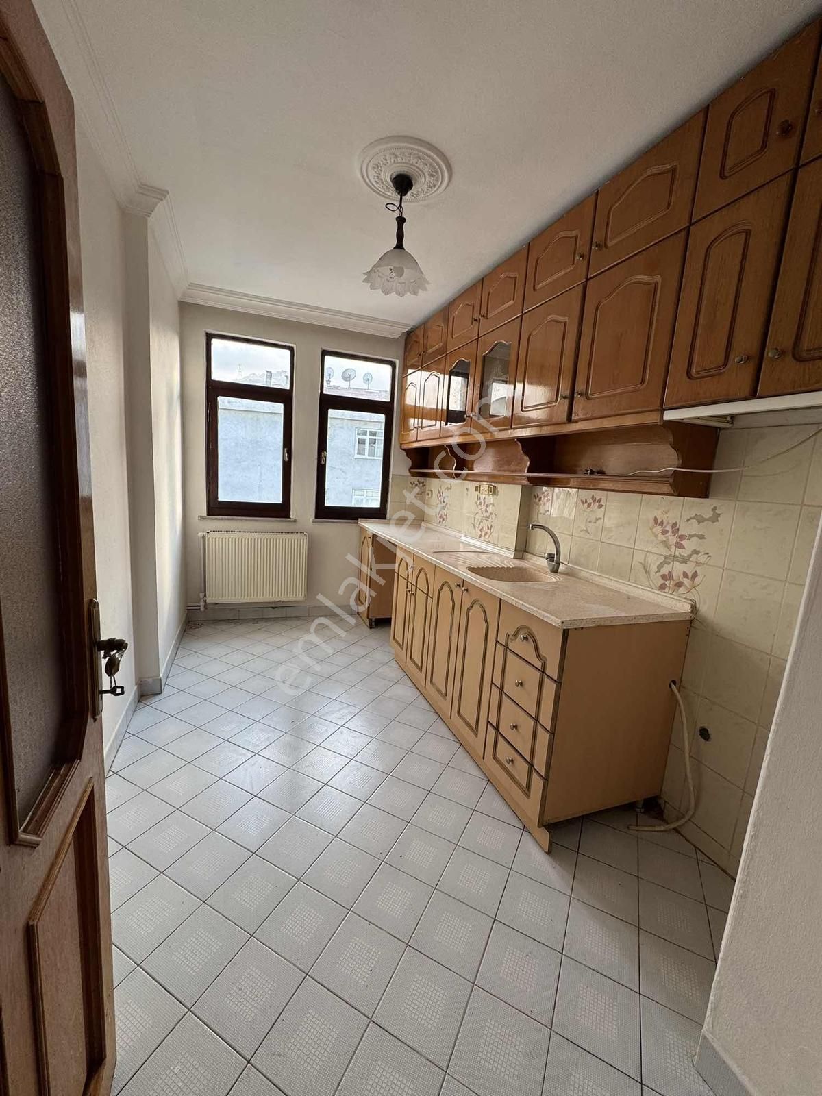 Özgür Emlaktan Fırsat Daire - Görsel 22