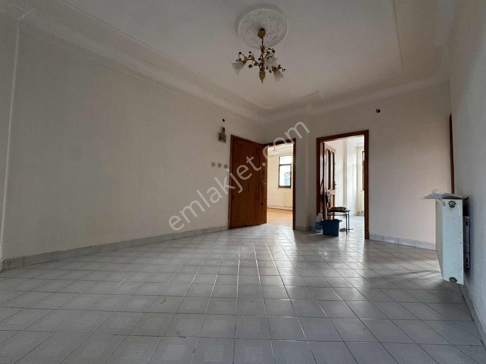 Özgür Emlaktan Fırsat Daire - Görsel 16