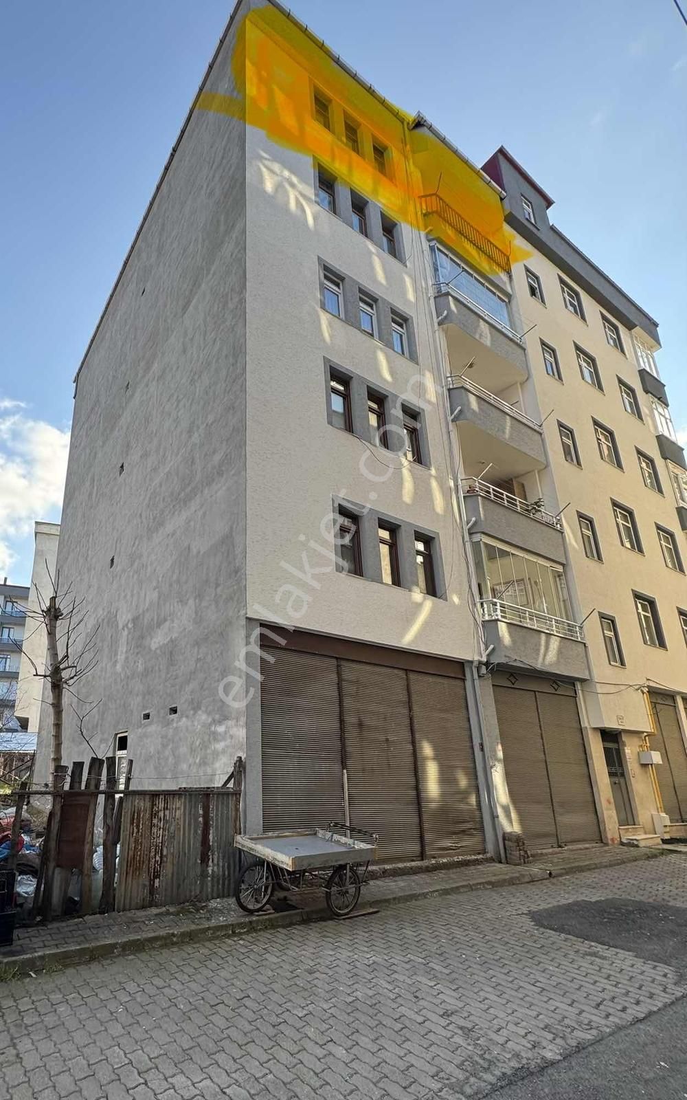 Özgür Emlaktan Fırsat Daire - Görsel 11