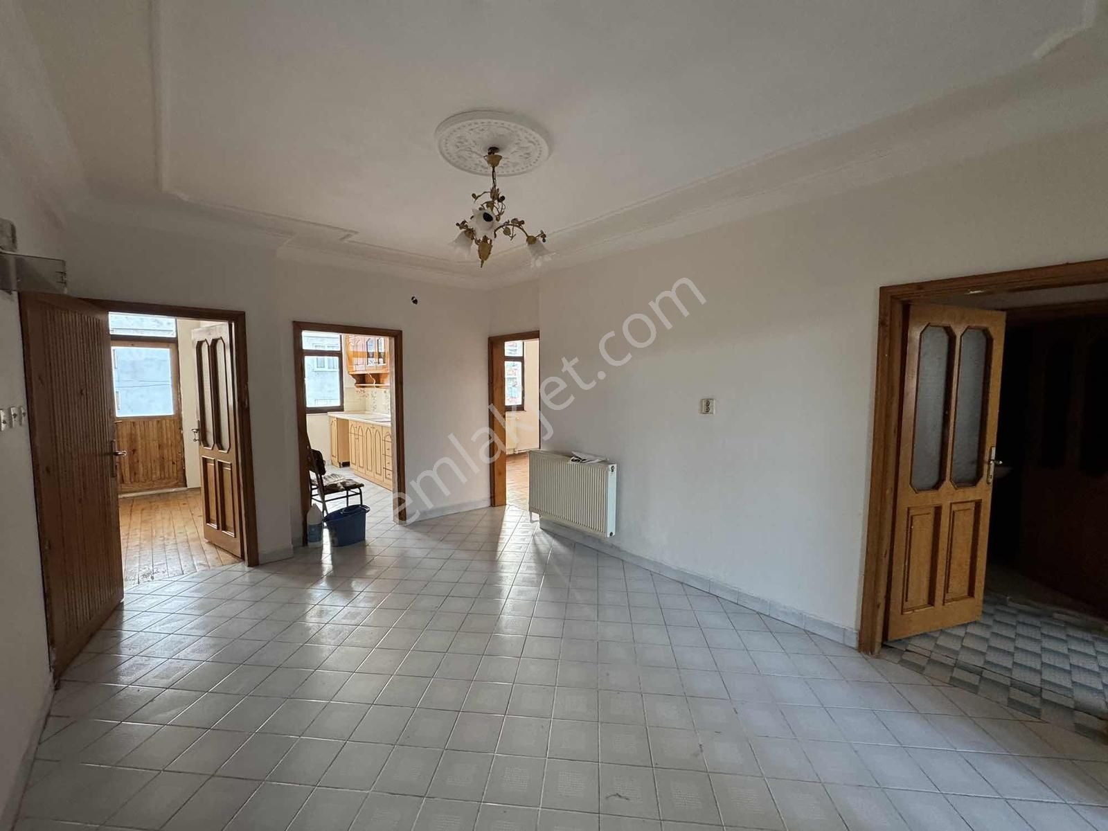 Özgür Emlaktan Fırsat Daire - Görsel 15