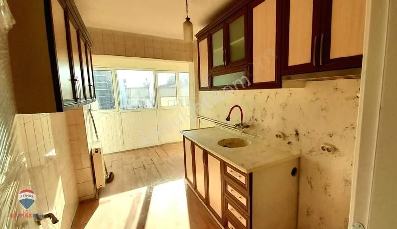 16 Dedebaşında 3+1 Kıralık Daıre - Görsel 15