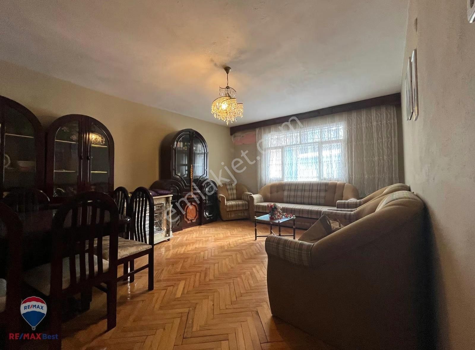 20 Bayraklı Çıçek Mahallesınde Aydınlık 2+1 Kıralık Daıre - Görsel 10