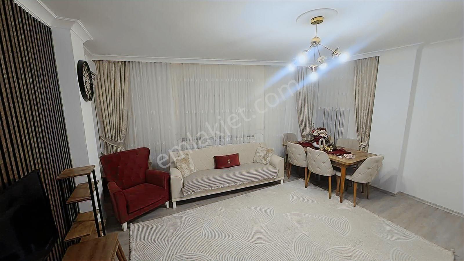 Burhaniye Mahkeme Mahallesinde Satılık Kullanışlı Daire - Görsel 3