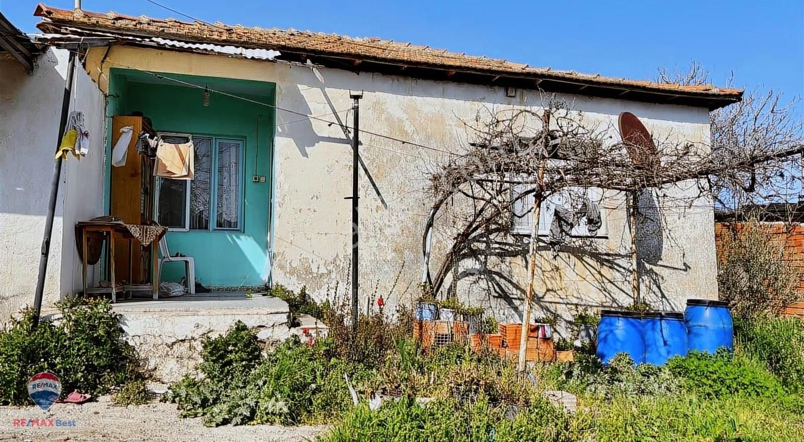 15 Foça Ilıpınar'da Köy Içınde 1.5 Dönüm Arazı Ve 3 Yapı - Görsel 6