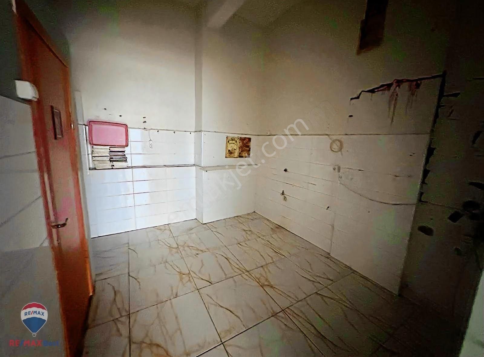 49 Karşıyaka Çarşı Yakını Okul Karşısı Kiralık Dükkan - Görsel 5