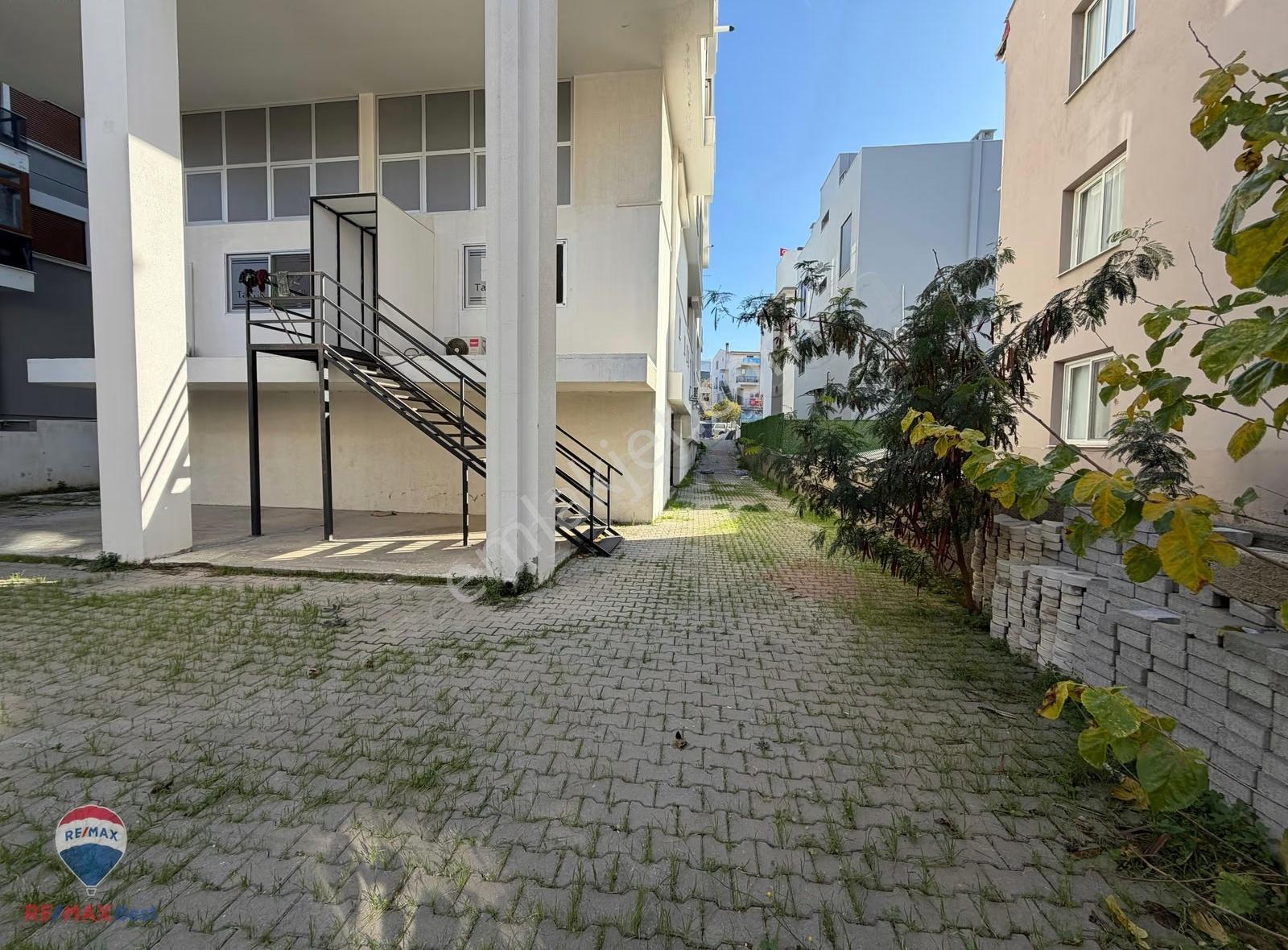 6 Güzelbahçe Yelkide Satılık 540 M² Cadde Cepheli Dükkan - Görsel 16