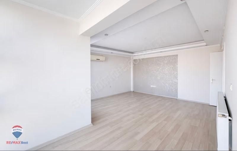 44 Anadolu Caddesi Üzerinde Ebeveyn Banyolu 3+1 Kiralık Daire - Görsel 5