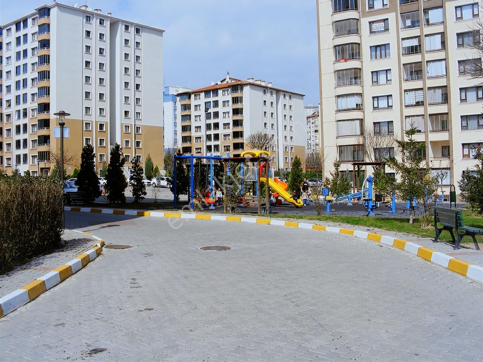 Eryaman Selvi Evleri'nde Kiralık 3+1 Daire - 125m² - Görsel 16