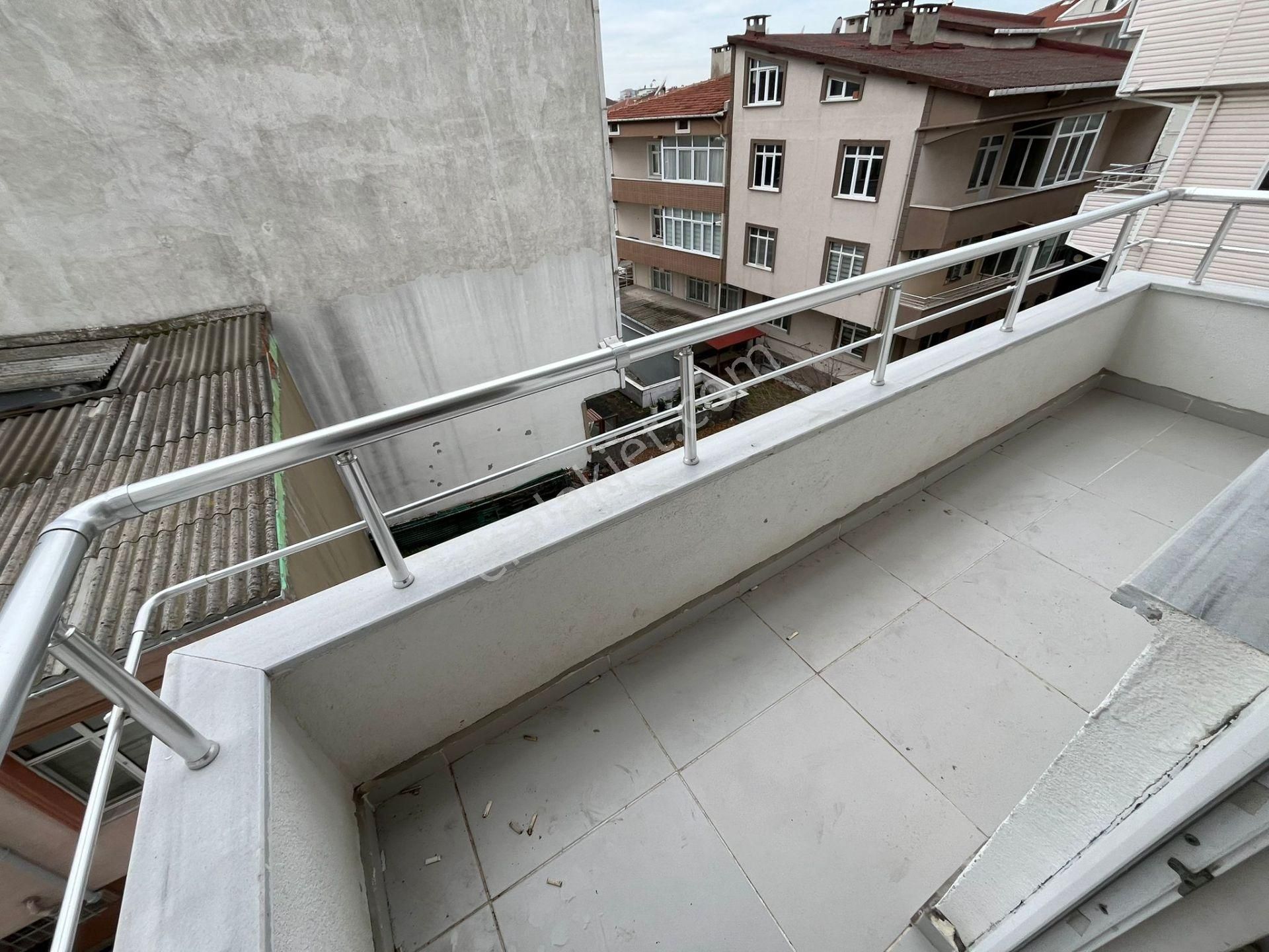Arslanbeyden Çorluda Ara Kat Balkonlu Kiralık Daire!!!!! - Görsel 18