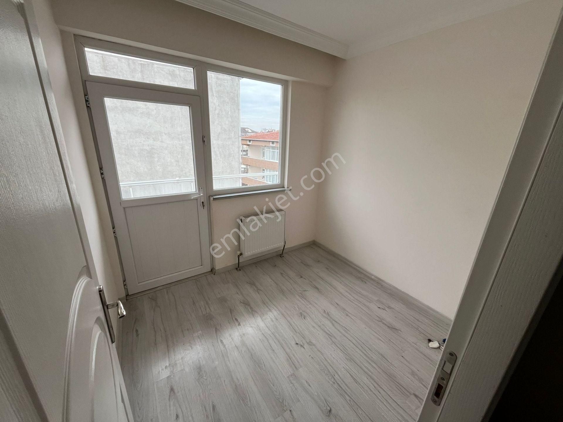 Arslanbeyden Çorluda Ara Kat Balkonlu Kiralık Daire!!!!! - Görsel 12