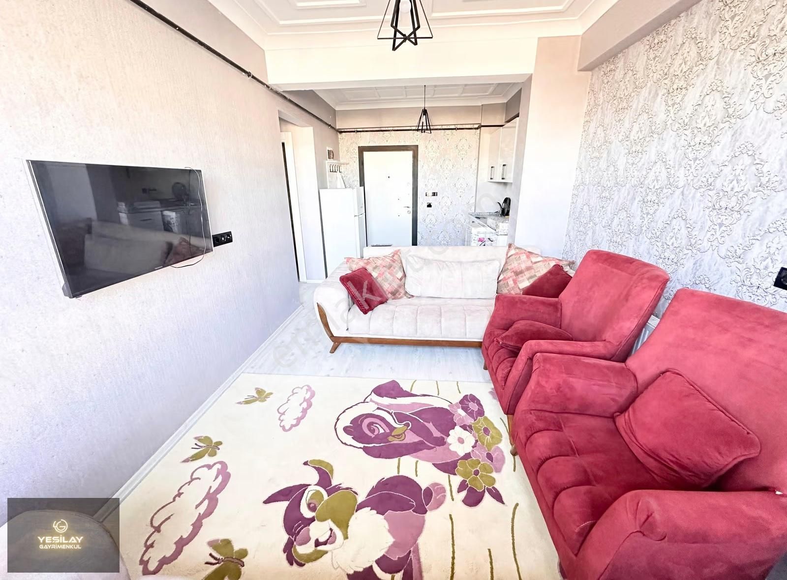 Yeşilay Gayrimenkulden Fuar Alanına Yakn Eşyalısatılık 1+1 Daire