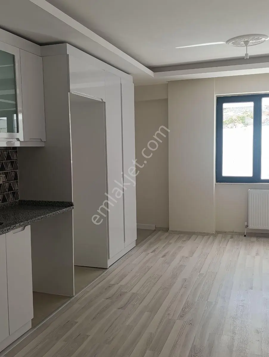 Zeybek Emlak İnebolu Satılık 2+1 Sifir Yeni Daire Dogalgazli