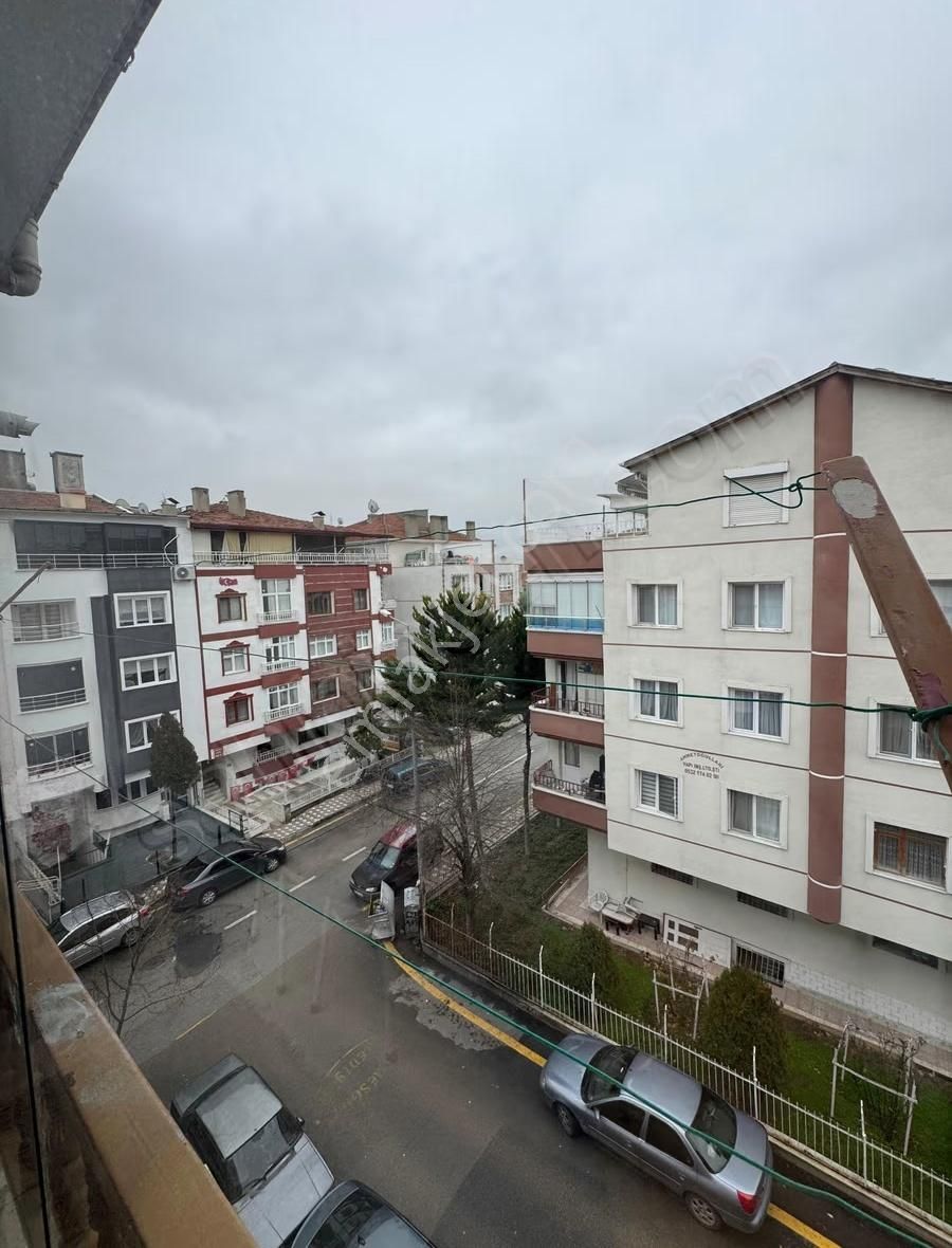 Etimesgut 30 Ağustos'ta Acil Satılık 3+1 Daire - Görsel 2