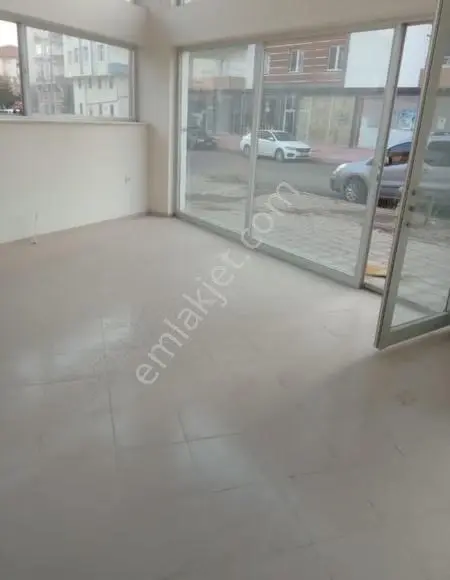 Kahramankazan'da Merkezi Lokasyonda Satılık Dükkan - Görsel 2
