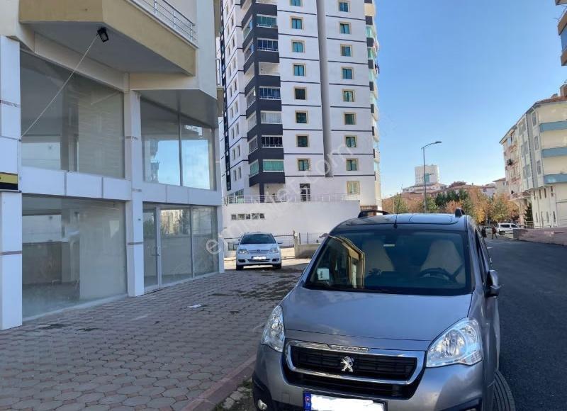 Kahramankazan'da Merkezi Lokasyonda Satılık Dükkan - Görsel 4
