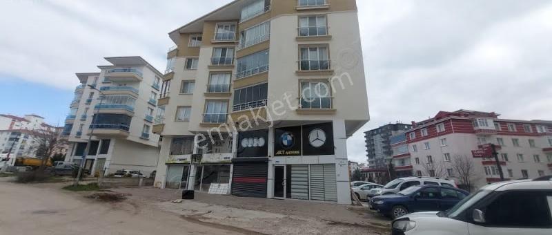 Kahramankazan'da Merkezi Lokasyonda Satılık Dükkan