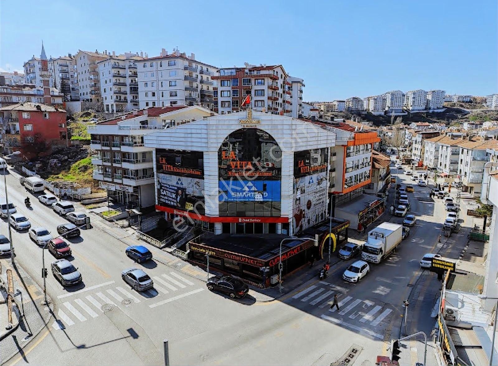 Türközünde Yüksek Tabela Değeri Olan Dükkan - Görsel 11