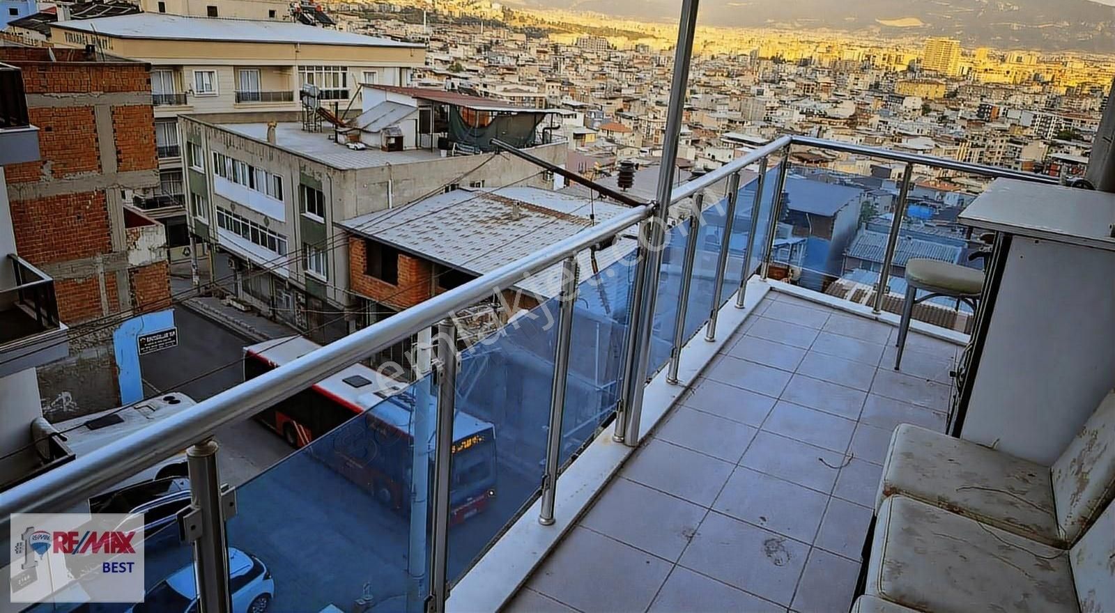 1 Bayraklı Muhittin Erener Mahallesinde Satılık 2+1 Daire - Görsel 6