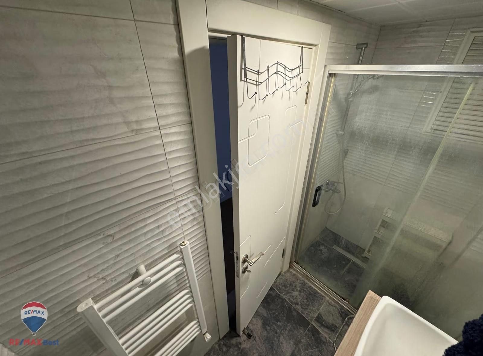 51 Karşıyaka Çarşı Ve İzbana Yakın Yenı Bınada Arakat 1+1 - Görsel 12