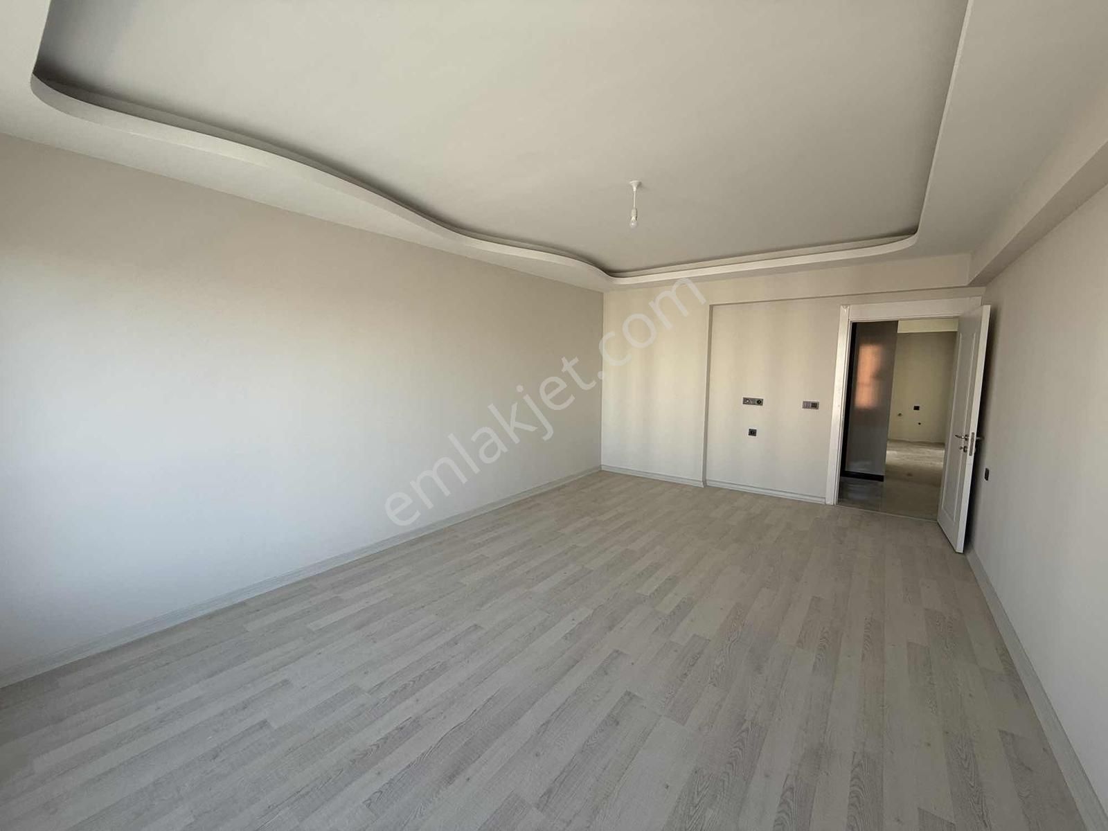 Fetanet Emlaktan Zümrüt Mahallesinde Sıfır Lüks 3+1 Kiralık Ara - Görsel 7