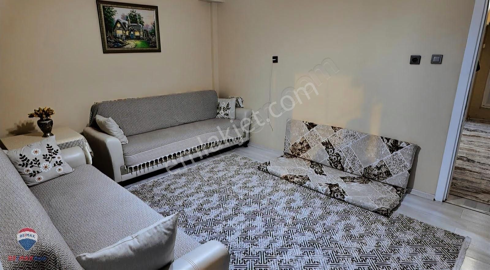 9 Latıfe Hanım'da Masrafsız 3 Katlı Müstakıl Bına - Görsel 3