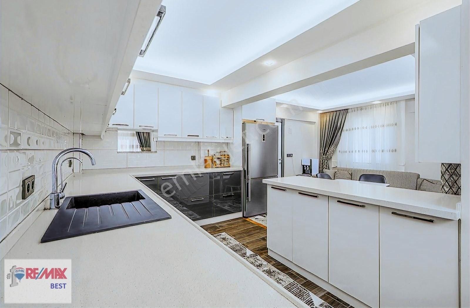 8 Kemalpaşa Yukarıkızılcada 750 M2 Bahçeli 250 M2 Satılık Villa - Görsel 3