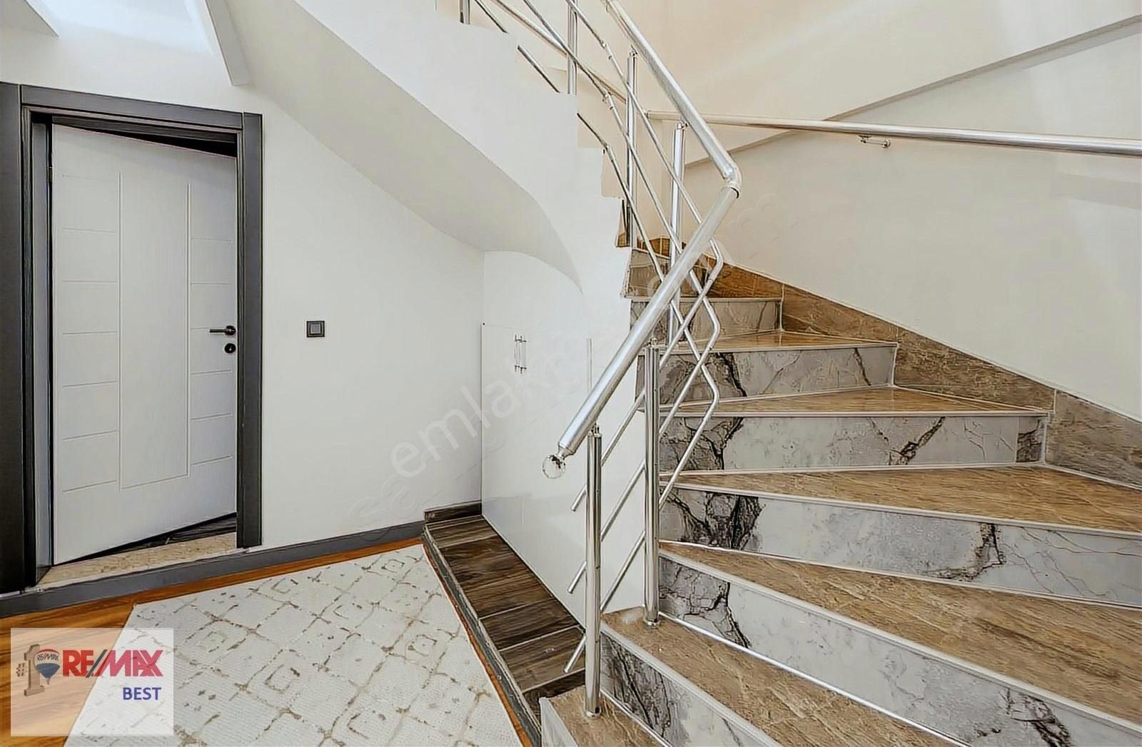 8 Kemalpaşa Yukarıkızılcada 750 M2 Bahçeli 250 M2 Satılık Villa - Görsel 15