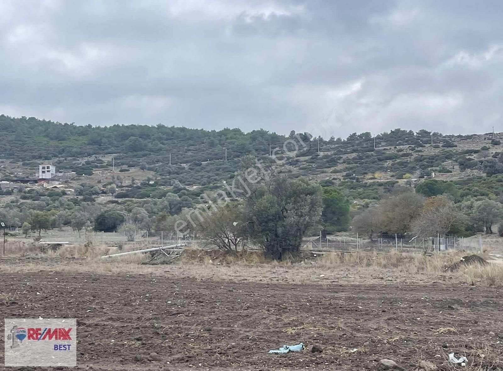 10 Urla Kadıovacık Köyünde 8551 M2 Satılık Tarla - Görsel 11