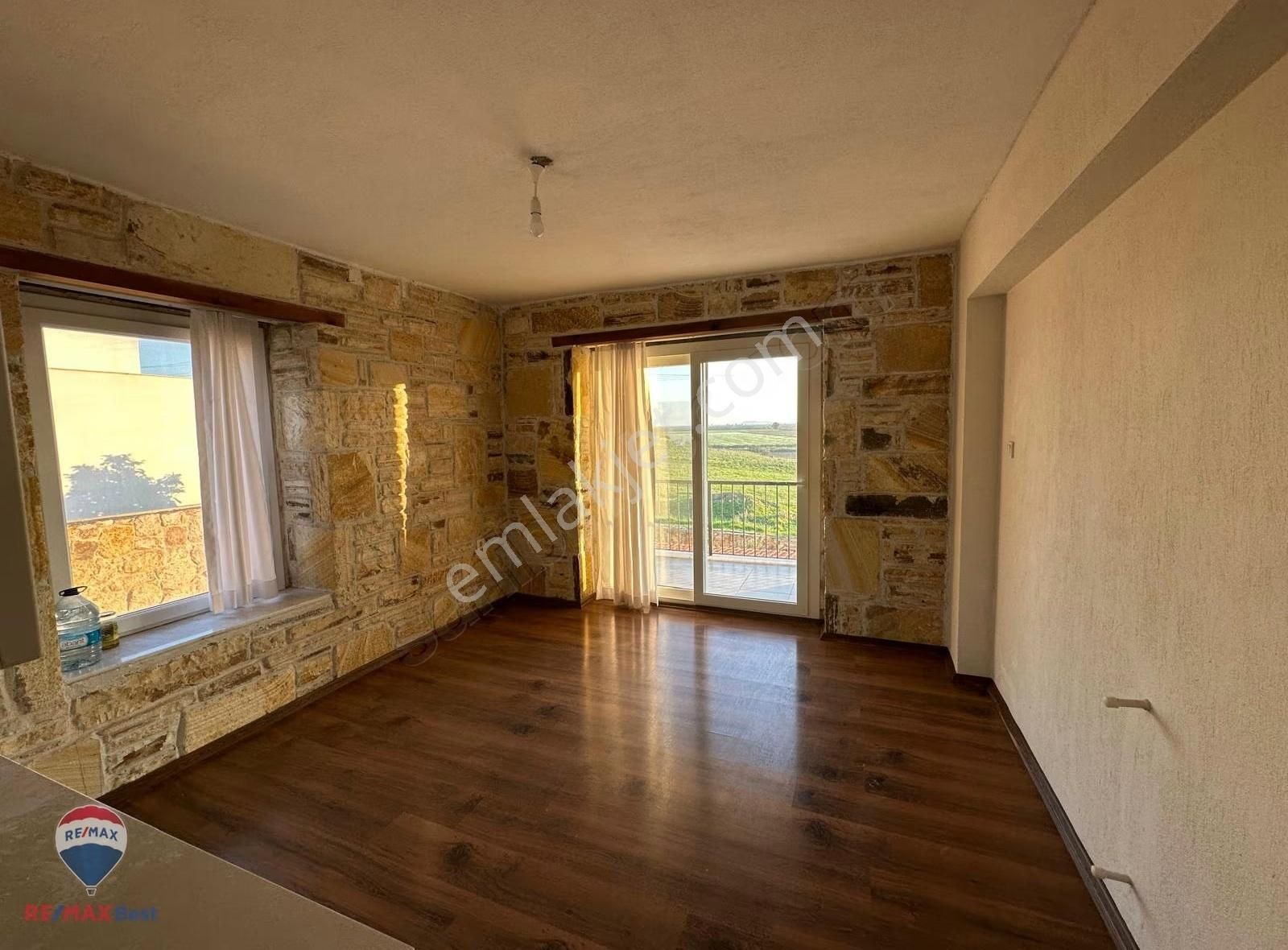 3 Foça Bağarasında 500m2 Içınde Satılık 5+3 Taş Vılla - Görsel 16