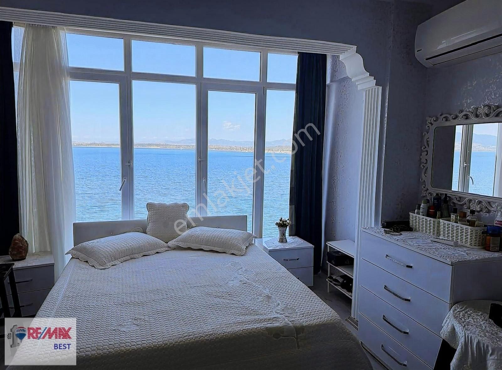 7 Remax Best'ten Aliağa Şakran Da Denize Sıfır Triplex Villa - Görsel 10