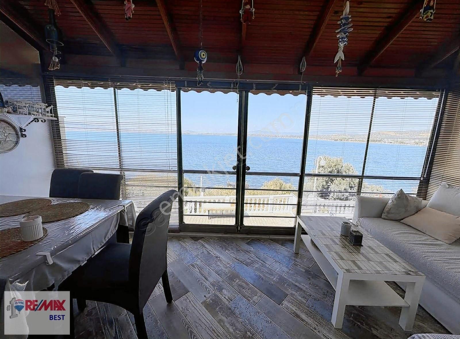 7 Remax Best'ten Aliağa Şakran Da Denize Sıfır Triplex Villa - Görsel 7