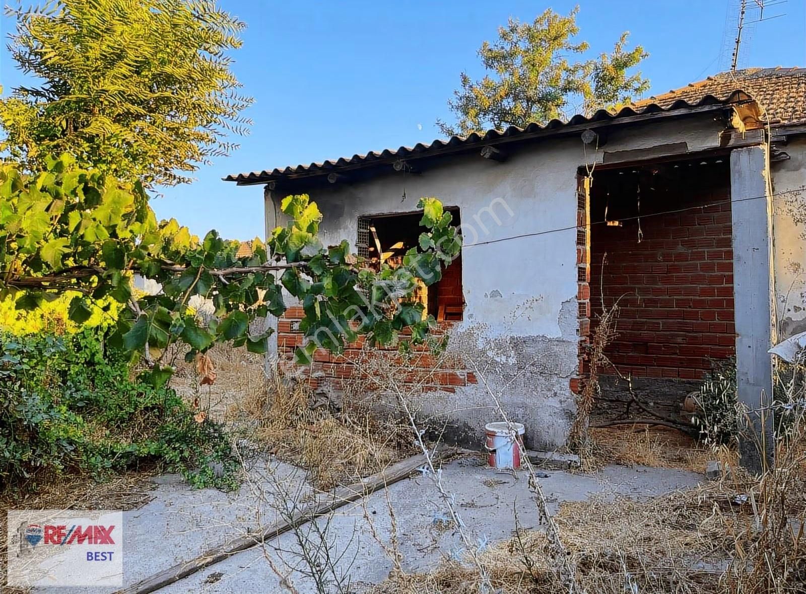 11 Menemen Çavuşköy'de Satılık Bahçeli Köy Evi - Görsel 13