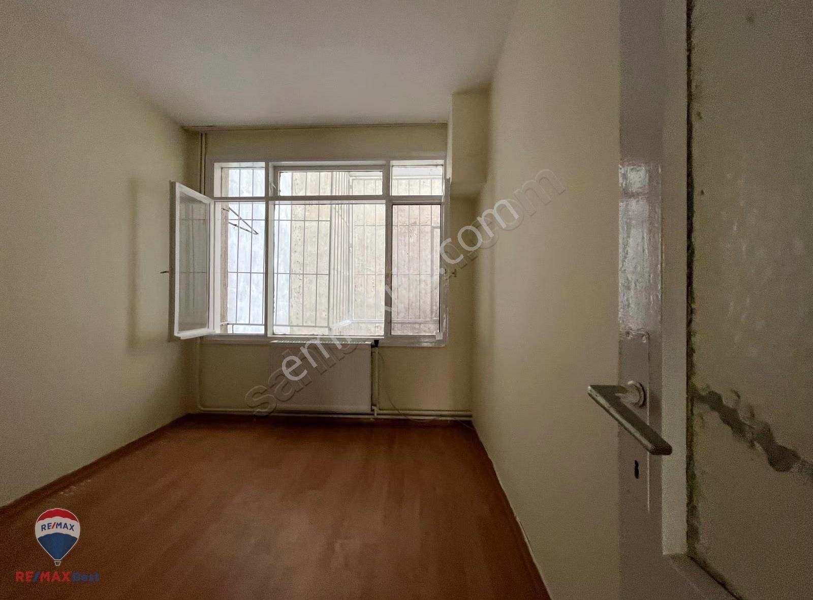 14 Karşıyaka Donanmacı Mahallesın'de 2+1 Ferah Satılık Daıre - Görsel 8