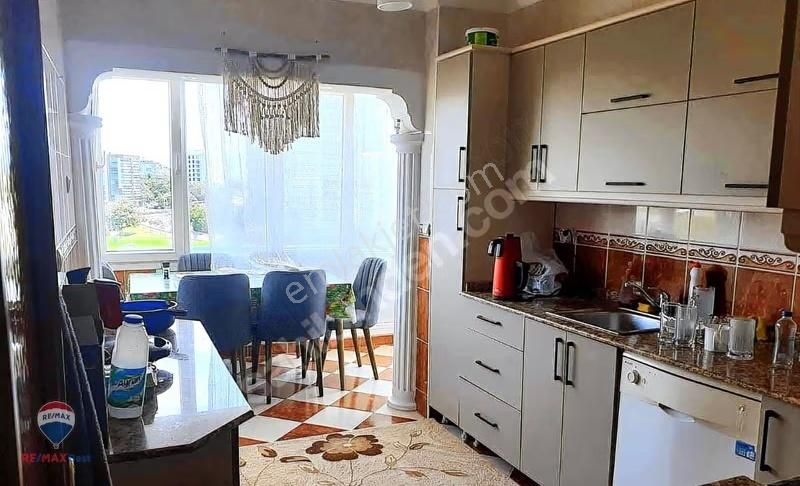 41 Karşıyaka Gırne Bulvarı Köşe Konumda Asansörlü Satılık Daıre - Görsel 4