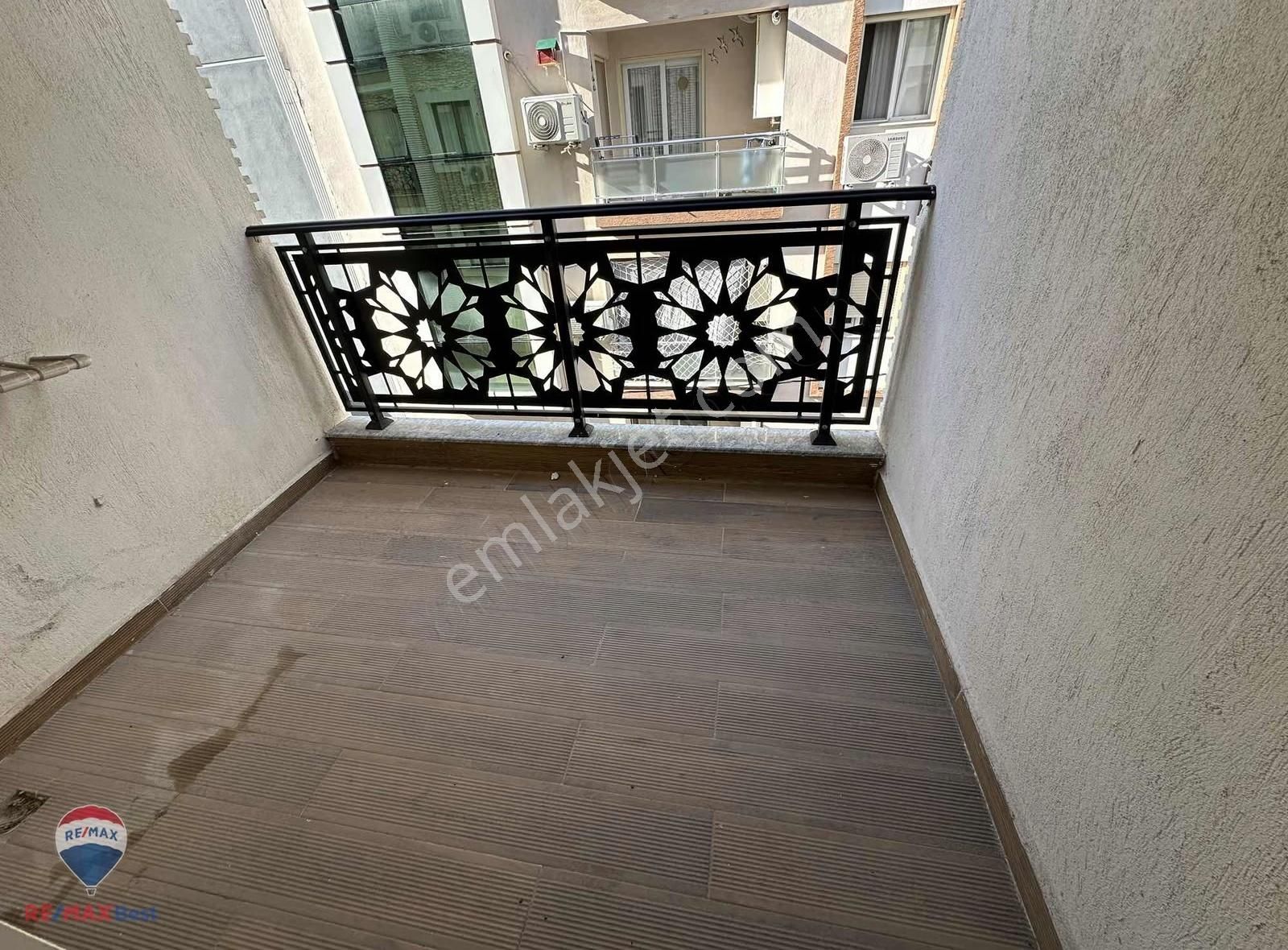 12 Remax Best'ten Karşıyaka Demırköprüde Satılık 3+1 Daıre - Görsel 15